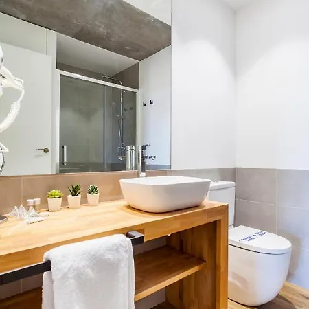 Puerto Beach Suites Valencia Buitenkant foto