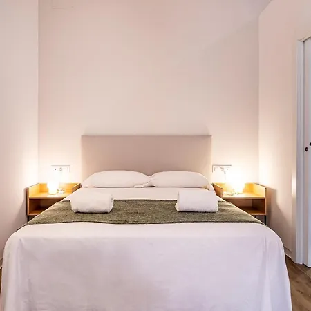 Puerto Beach Suites Valencia Buitenkant foto